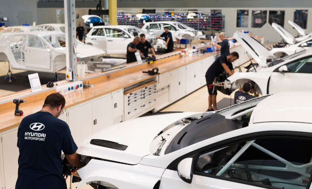 Hyundai Customer Racing workshop