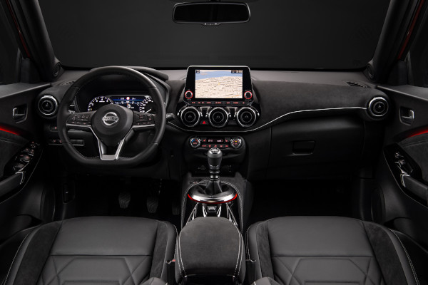 Nissan Juke interior