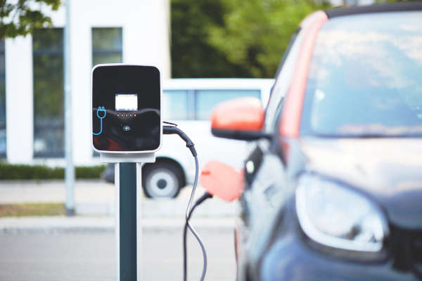 Check-up Media electric car charging