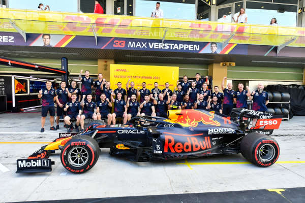 Check-up Media DHL Fastest award Red Bull Racing Honda