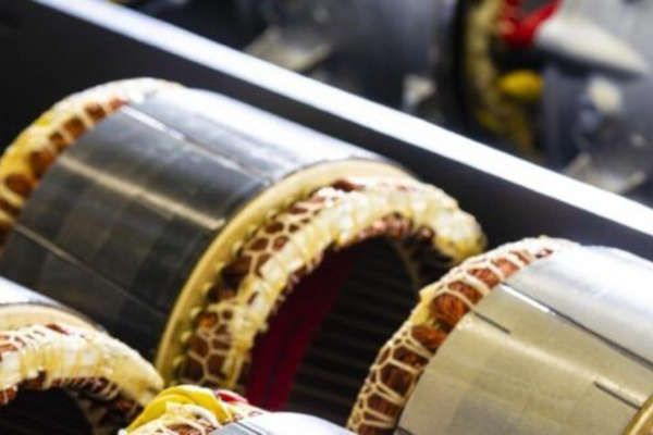 Check-up Media Renault Group Valeo