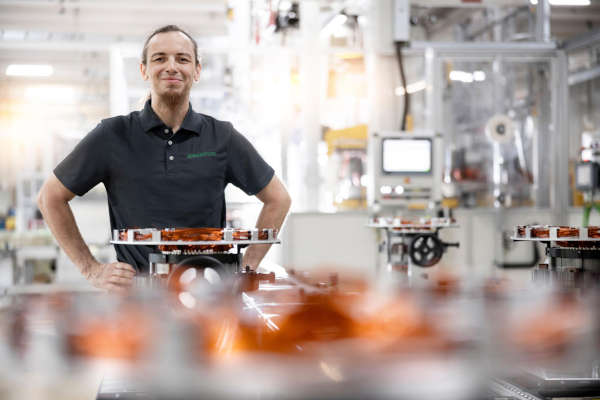 Check-up Media Schaeffler e-mobility campus 2
