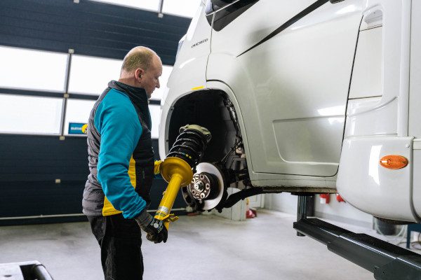 Check-up Media BILSTEIN B6 camper