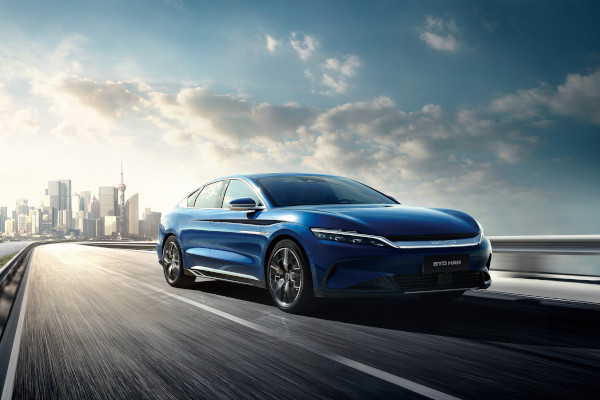 Check-up Media BYD Han