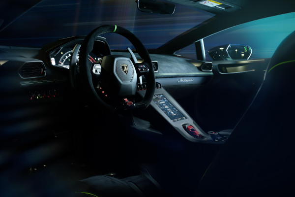 Check-up Media Lamborghini Huracán STO SC 10° Anniversario interior