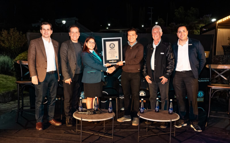 Check-up Media Nissan Guiness World Records 2