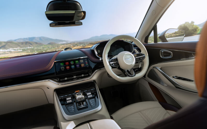 Check-up Media Aston Martin DBX GT interior