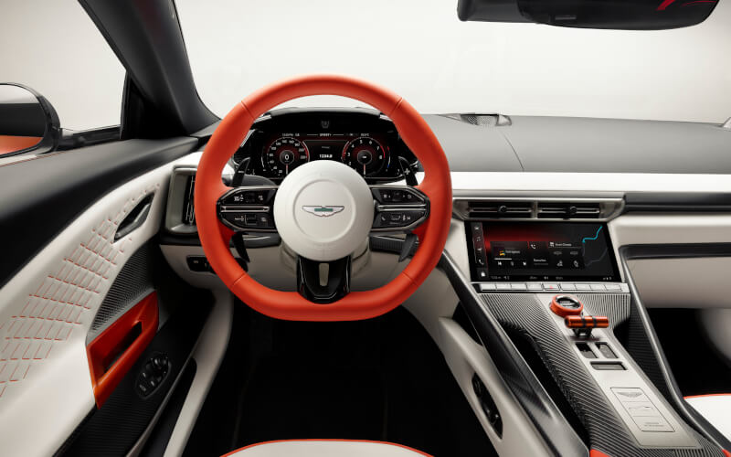 Check-up Media Aston Martin Valen interior