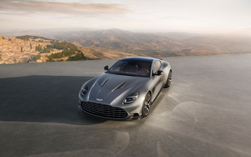 Check-up Media Aston Martin Vanquish 25 front