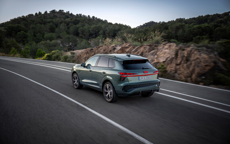 Check-up Media Audi Q3 SUV action