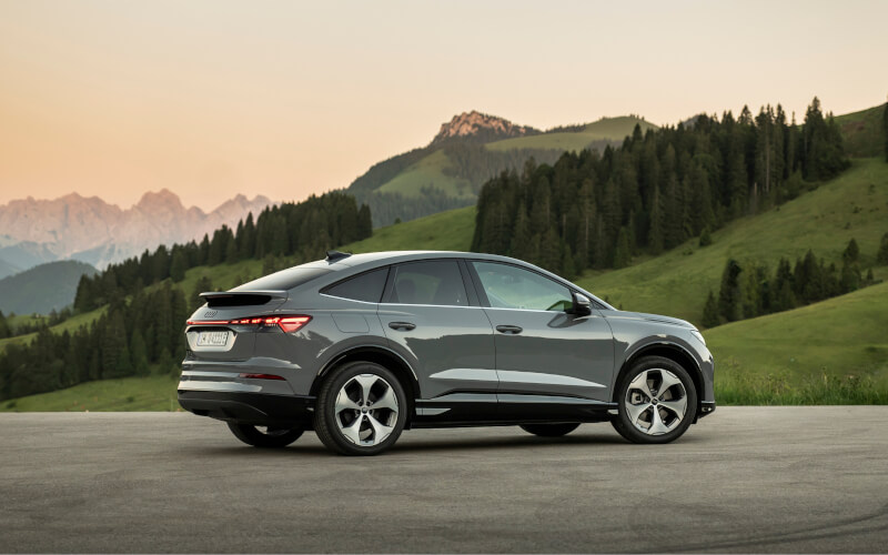 Check-up Media Audi Q4 e-tron rear