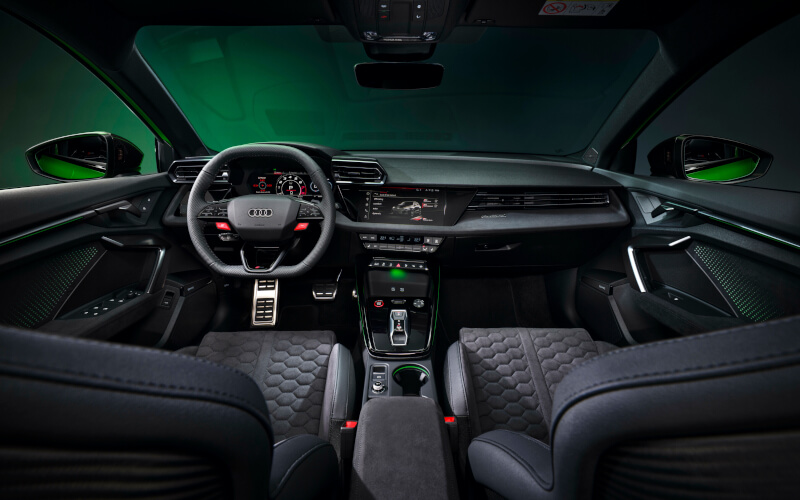 Check-up Media Audi RS 3 interior