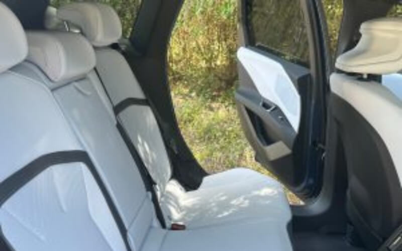 Check-up Media BMW iX3 seats