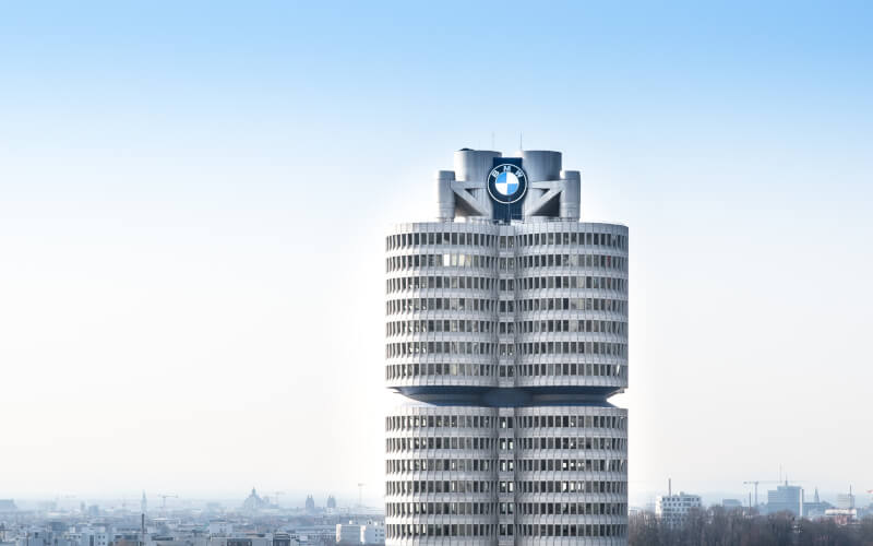 Check-up Media BMW tower