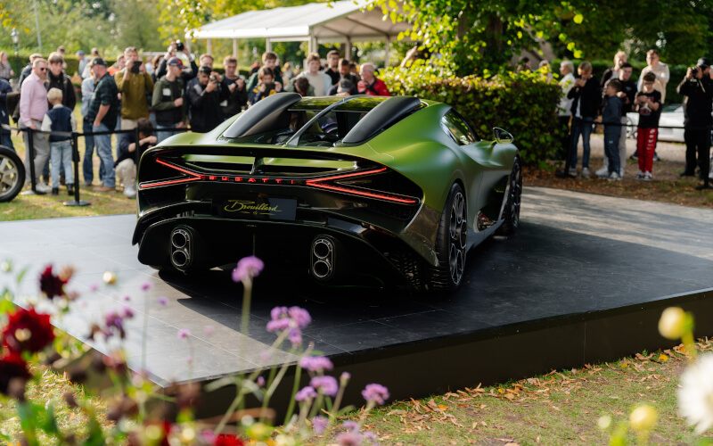 Check-up Media Bugatti Brouillard rear