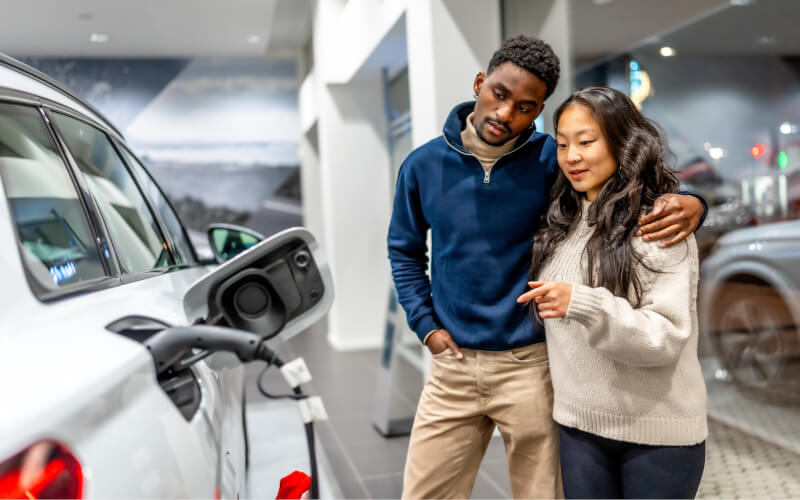 Check-up Media buying electric car