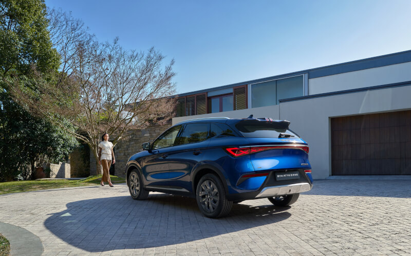 Check-up Media BYD ATTO 3 EVO rear