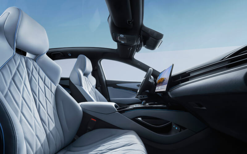 Check-up Media BYD SEAL FL imterior