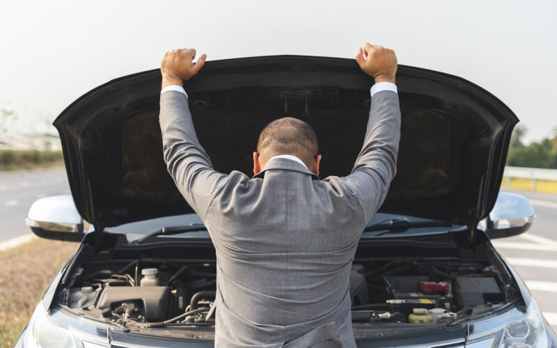 Check-up Media car bonnet