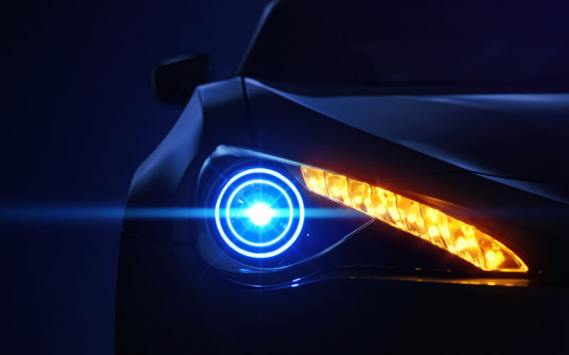 Check-up Media car headlamps