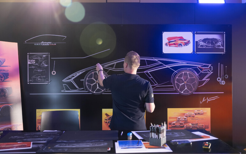 Check-up Media Centro Stile Lamborghini