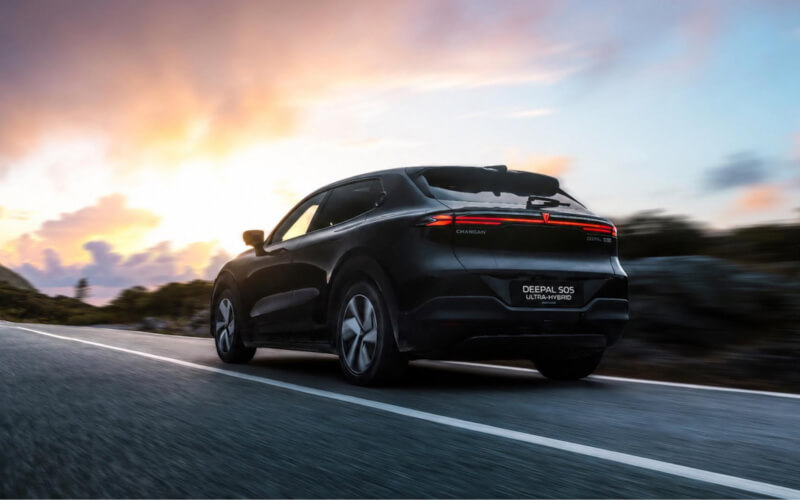 Check-up Media Changan Deepal S05 PHEV rear