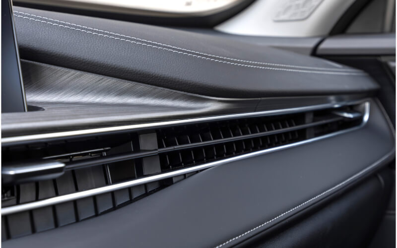 Check-up Media EBRO s400 HEV air vents