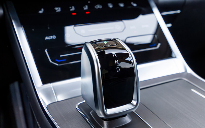 Check-up Media EBRO s400 HEV gear knob