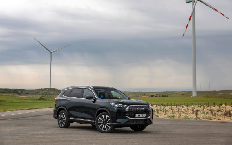 Check-up Media EBRO s800 PHEV