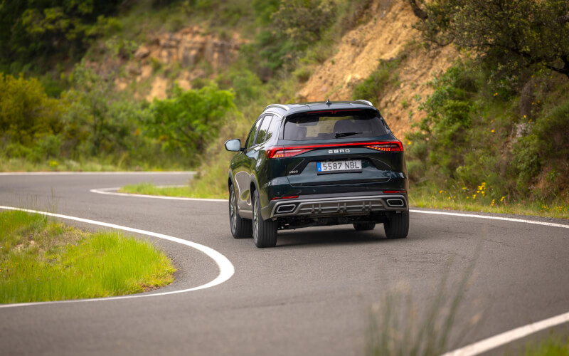Check-up Media EBRO s800 PHEV action