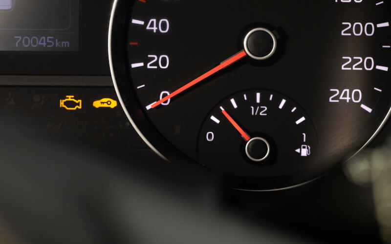 Check-up Media engine light