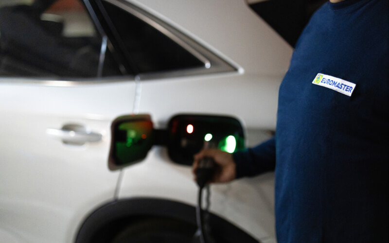 Check-up Media Euromaster electric vehicles
