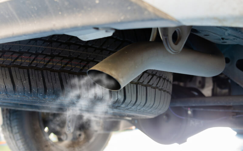 Check-up Media Euromaster exhaust pipe
