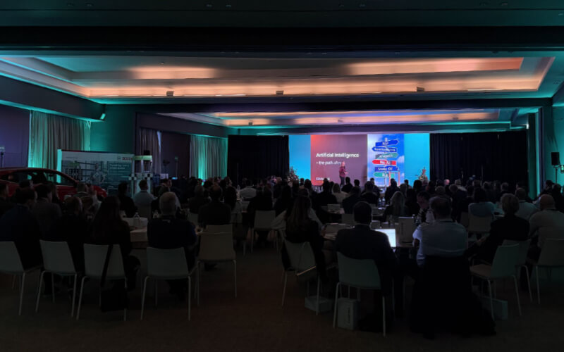 Check-up Media ExpressGlass Cary Summit