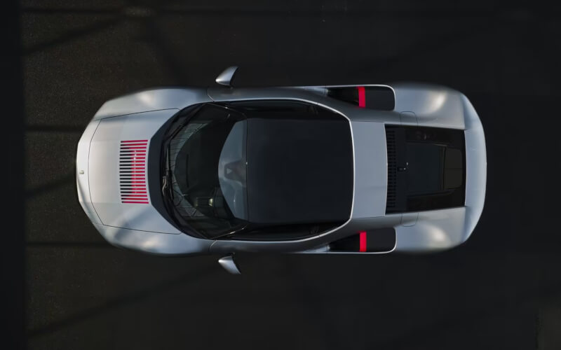 Check-up Media Ferrari CZ26 above