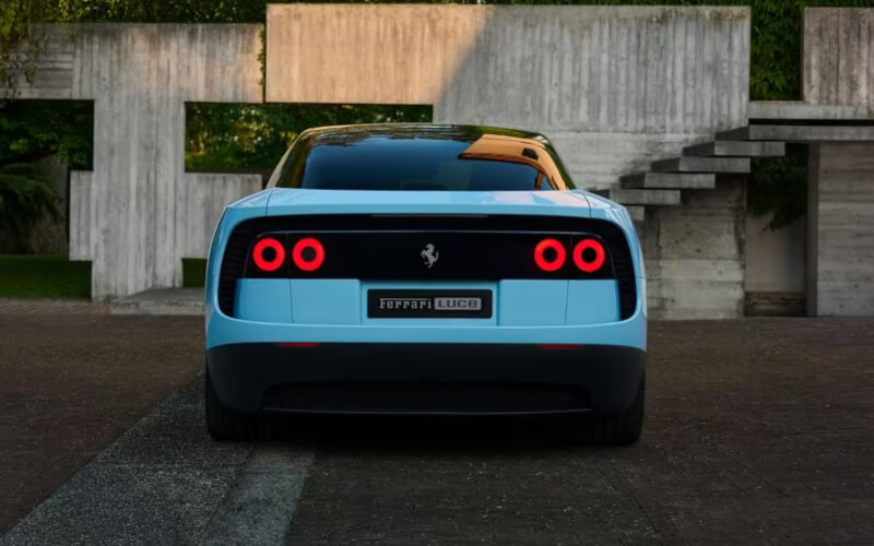 Check-up Media Ferrari Luce rear