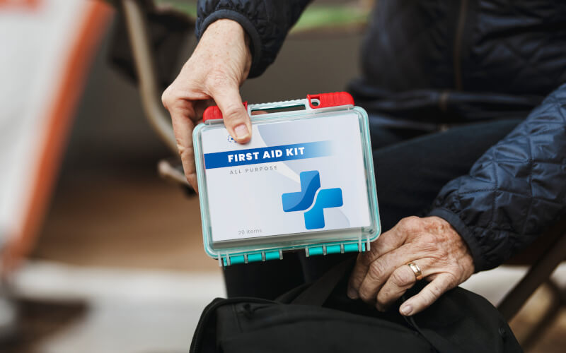 Check-up Media first aid kit