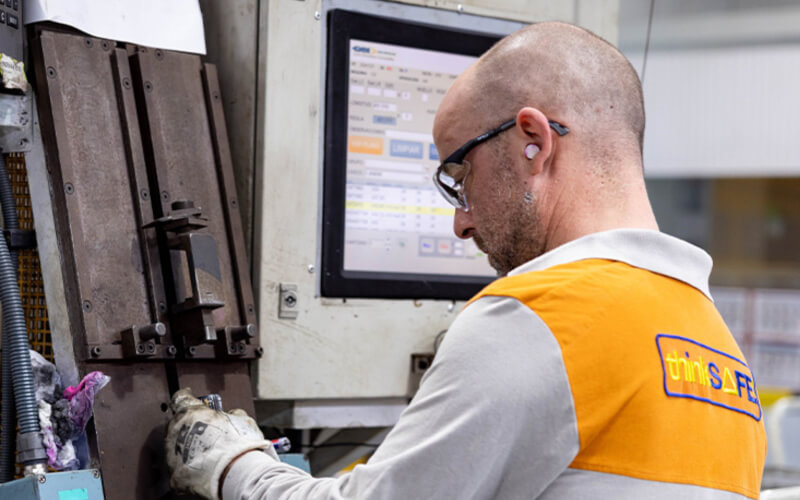 Check-up Media GKN Automotive