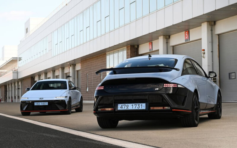 Check-up Media Hyundai IONIQ 6 N front rear