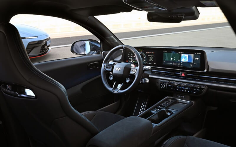 Check-up Media Hyundai IONIQ 6 N interior