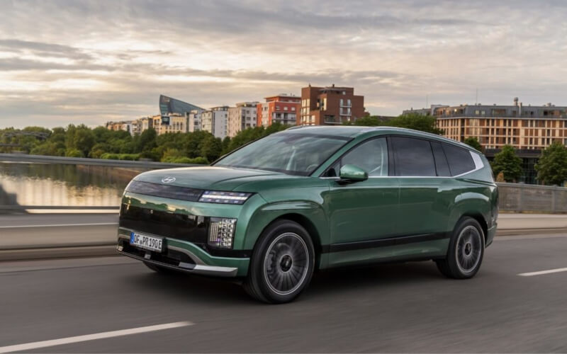 Check-up Media Hyundai IONIQ 9 action