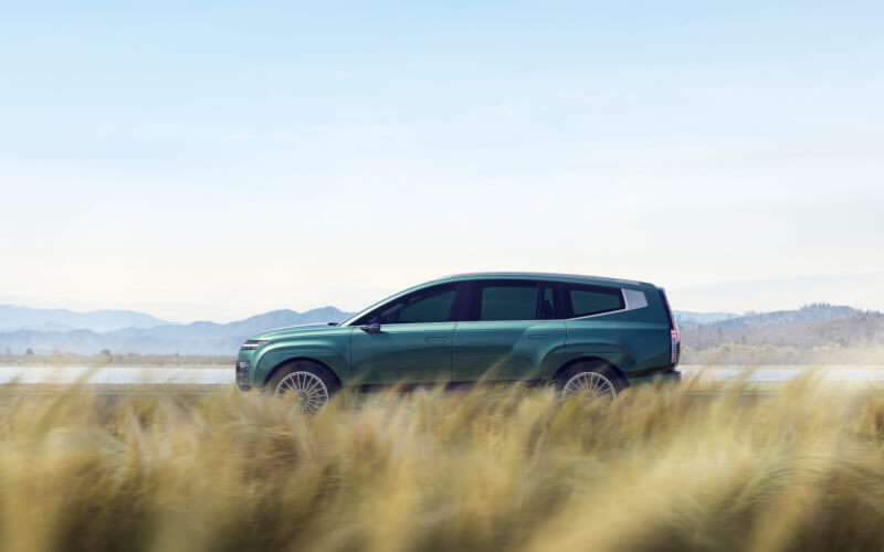 Check-up Media Hyundai IONIQ 9 profile