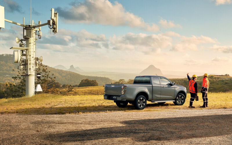 Check-up Media Isuzu D-MAX rear