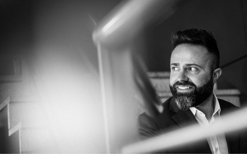 Check-up Media Javier Fernández Mewa stairs