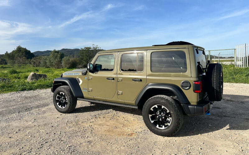 Check-up Media Jeep Wrangler 4xe rear
