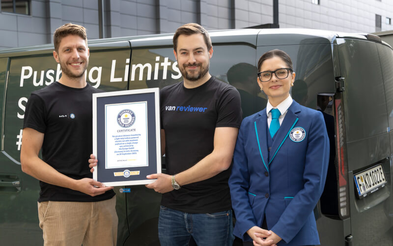 Check-up Media Kia PV5 Guinness