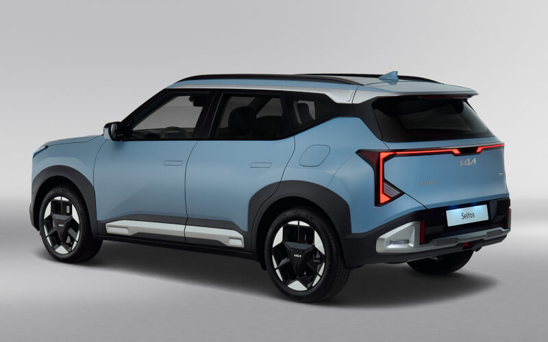 Check-up Media Kia Seltos rear