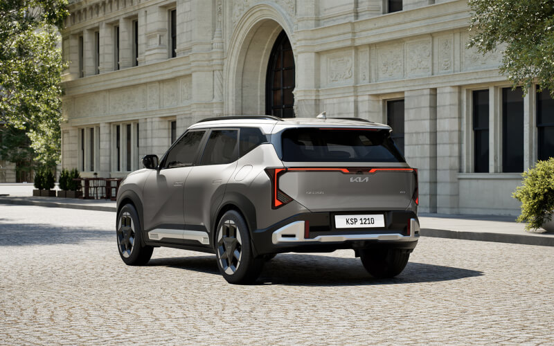 Check-up Media Kia Seltos rear