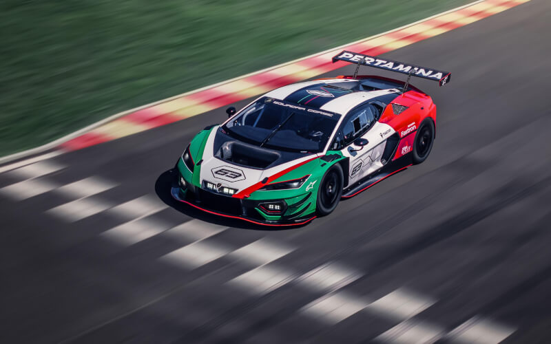 Check-up Media Lamborghini Temerario GT3 racetrack