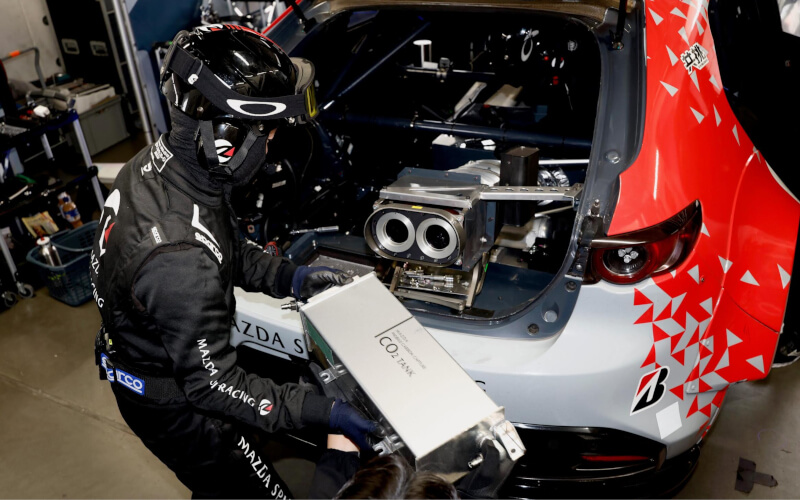 Check-up Media Mazda CO2 b